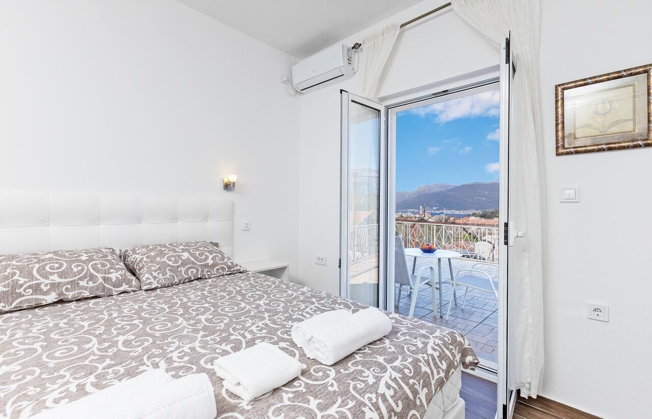 Апартаменты Apartments Natasa Радовичи-4