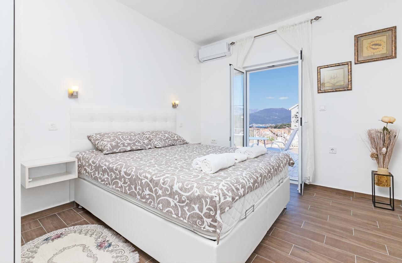 Апартаменты Apartments Natasa Радовичи-9